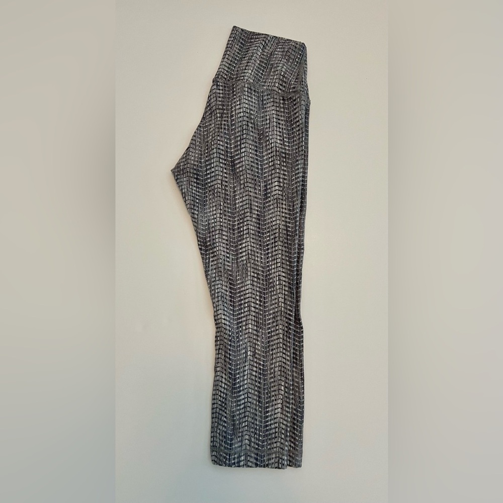 Wunder Under High Rise Crop 21”